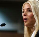 Русия иска да помогне за конфликта в Иран, още смята НАТО за враг